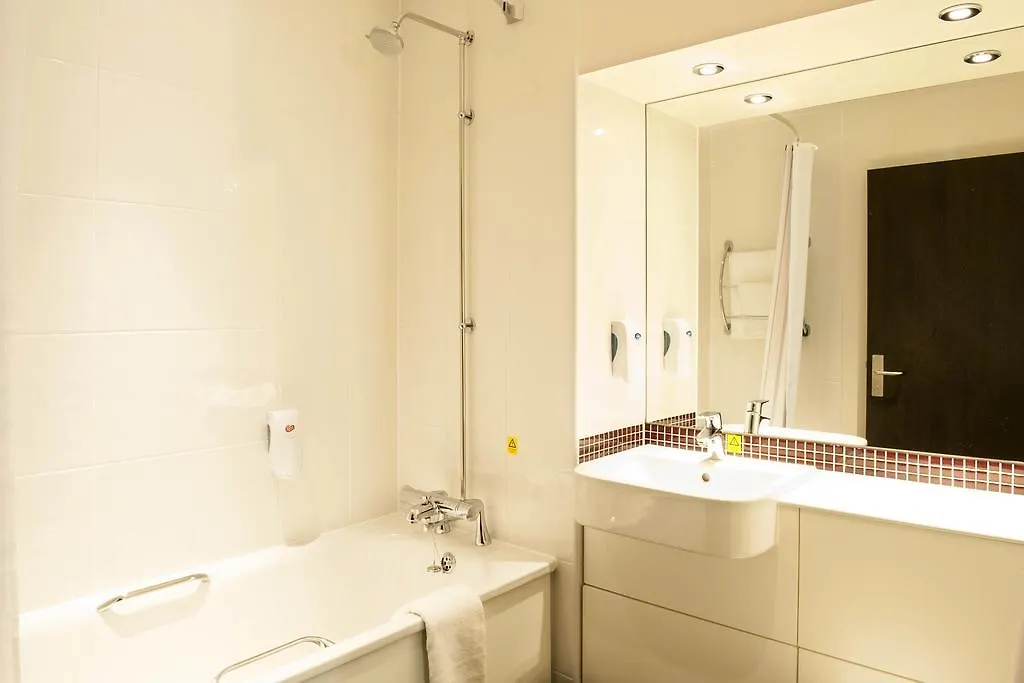Premier Inn Aberdeen Westhill 3*,